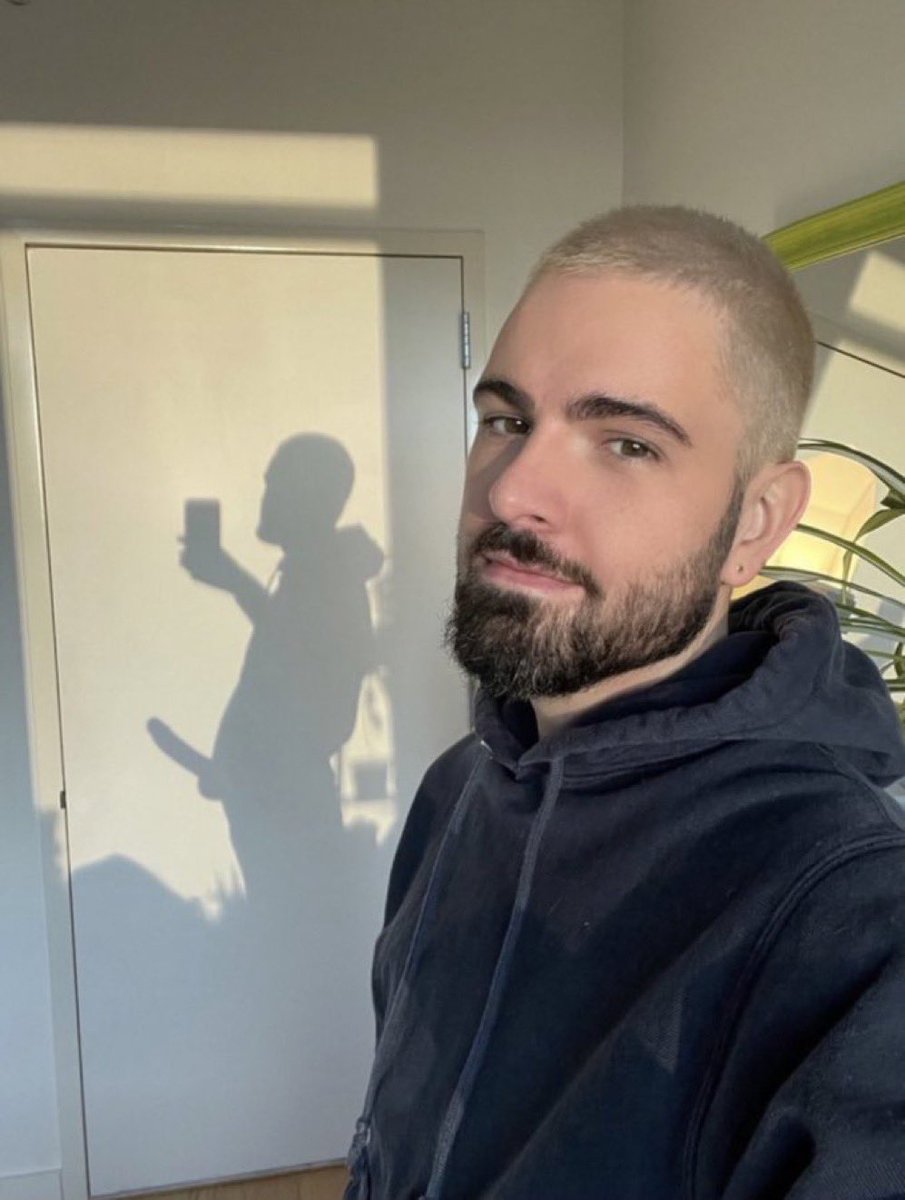 Str8Nudez's tweet photo. ☀️ https://t.co/GjZAk0Y1lJ