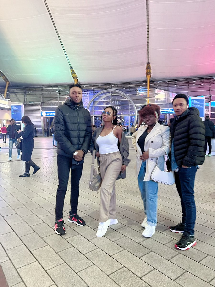 officialleoba's tweet image. Davido's concert is gotta be the littest 🔥 

#Davido𓃵 #DavidoattheO2 Chioma Davido #