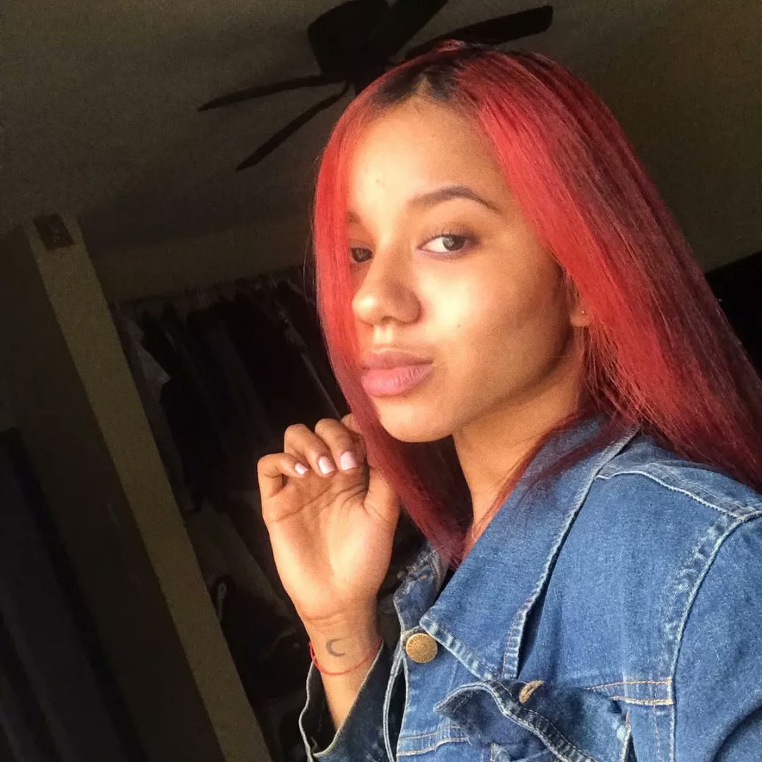 katxcloud's tweet image. f por mis raíces :(