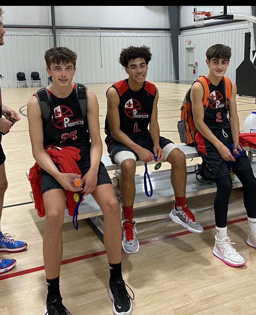 Stacey Bischoff tweet media