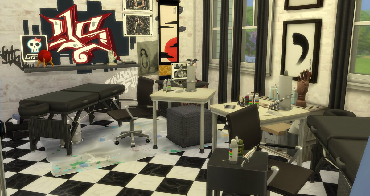im so bad at taking screenshots but here's a tattoo shop in downtown Newcrest #ShowUsYourBuilds #TheSims4 #noCC