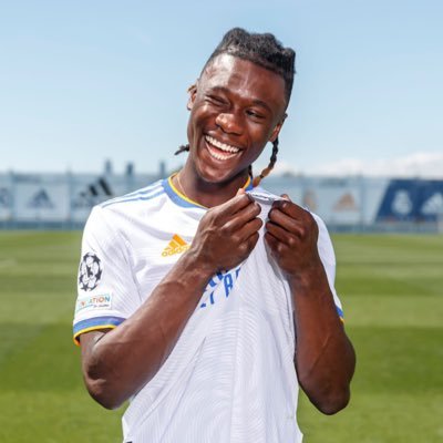 geo.szn tweet media