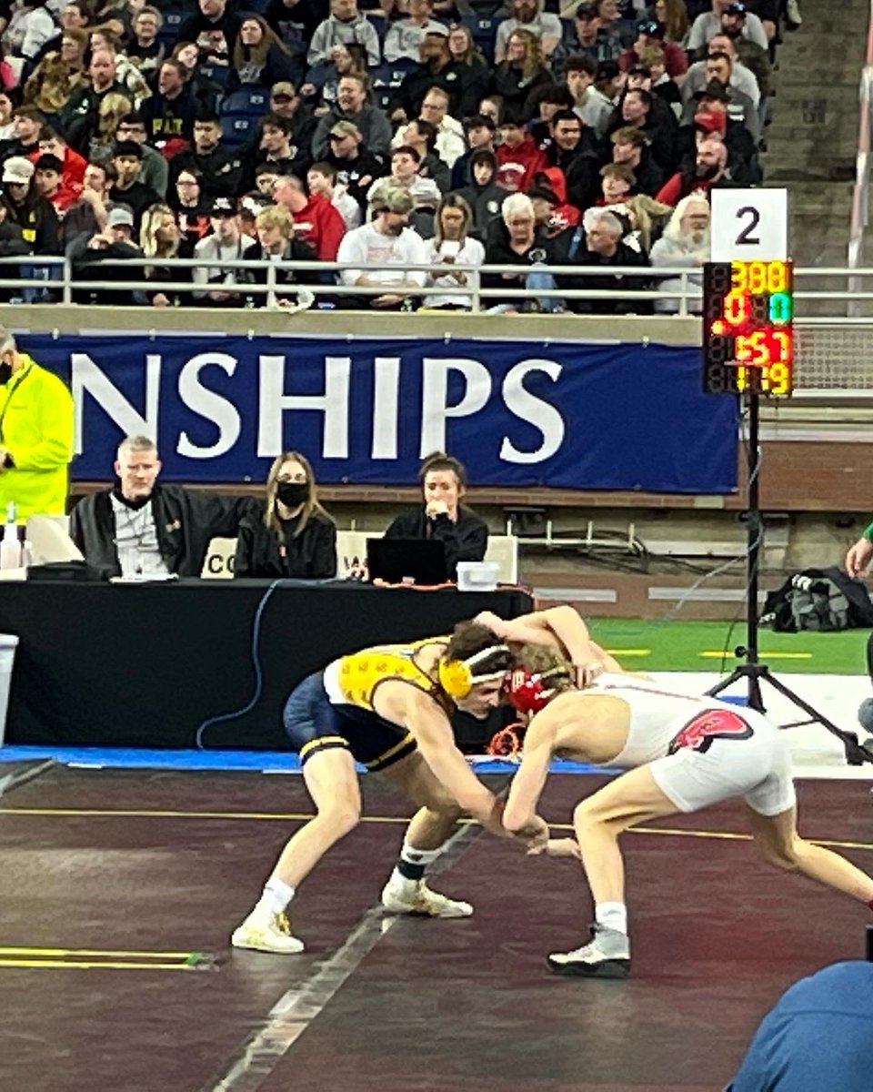 sjbearssports's tweet photo. Three time State Champ!!! Congrats Nolan. https://t.co/IVaTjmfGqZ
