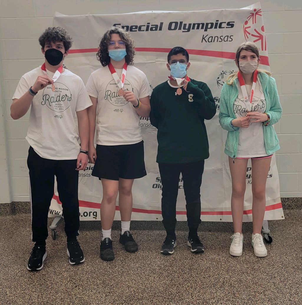 Equally excited to announce that our Raider Green Team of Lucas McGee, Bradyn Kerr, Evan Colwell, and Ally Steed took home the BRONZE in today's bocce tournament in Lawrence! Congratulations, team, and congratulations to Coach Cossairt!