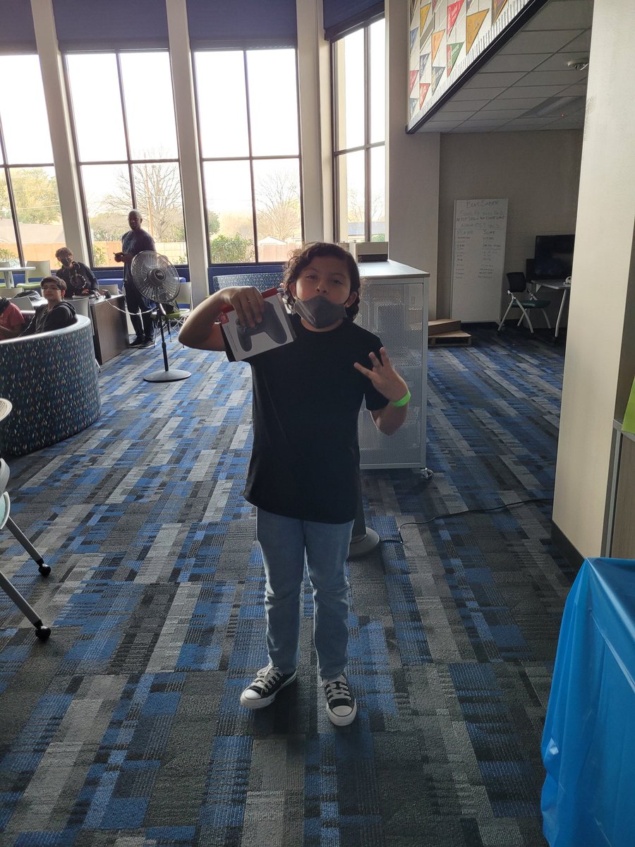 AJHEsports's tweet photo. Smash tournament 3rd place winner Ares from @ljhpatriots wins a switch pro controller! https://t.co/7ybnDE4sC4