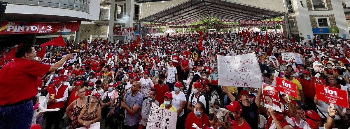 MiguelPintoH1's tweet photo. Sentir la fuerza de más de 7 mil bumangueses, me motiva a seguir pintando por nuestro país. Gracias por tanto cariño, gracias por su respaldo, gracias por abrirme las puestas de sus corazones ♥️ ♥️♥️ #SenadoL3 @PartidoLiberal https://t.co/b3S284X7mW