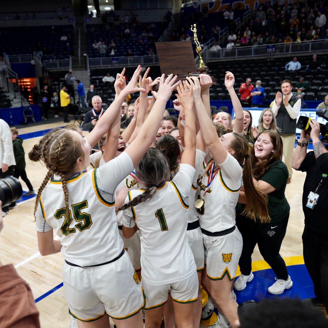 bhawkladyhoops's tweet photo. WPIAL CHAMPIONS🥳🥇🏆
24-0 💥 https://t.co/njVNsakvnl
