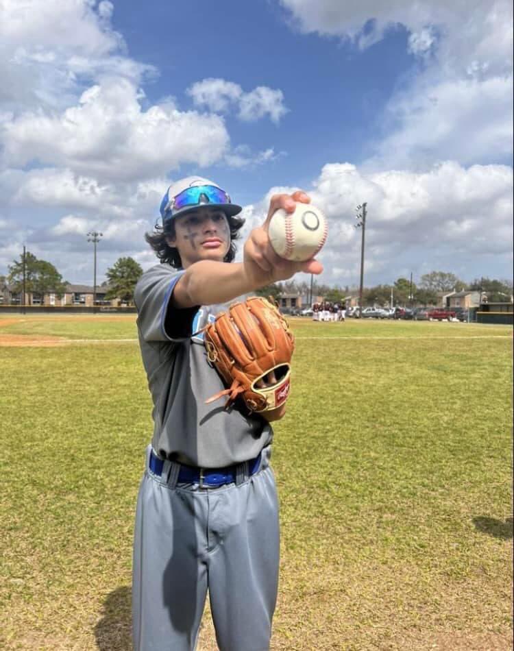 Freshman Julian Velez pitched a no hitter against Scarborough!!! We’re ecstatic about this young baller’s future. @AldineHSBasebal <a href="/AldineHS_AISD/">Aldine Senior High School-Aldine ISD</a> <a href="/Aldine9_AISD/">Aldine Ninth Grade School</a> <a href="/AldineMustangs/">Aldine Mustangs Football</a> <a href="/AldineAthletics/">Aldine Athletics</a> <a href="/mader_sandra/">Sandra Mader</a>