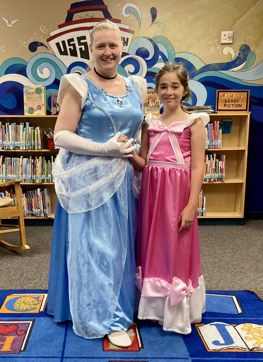 JDaigle_'s tweet photo. Favorite Storybook Character dress up day #ReadAcrossAmerica2022 @NISDMurnin @NISDLib #CinderellaLibrarian https://t.co/62NfCfR0KR