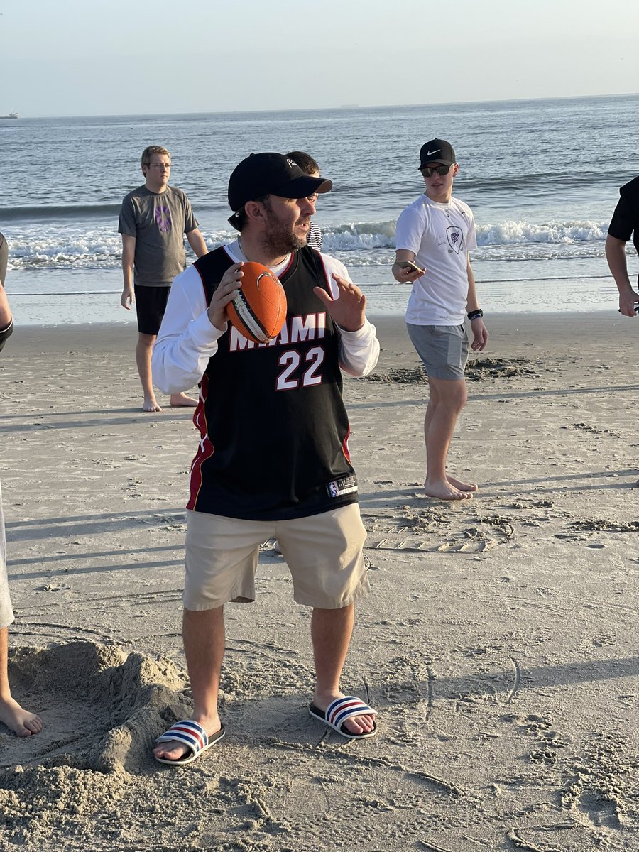 coachgarciapga's tweet photo. Spring Break …..island style #capgolf https://t.co/r4lFGsgl2u