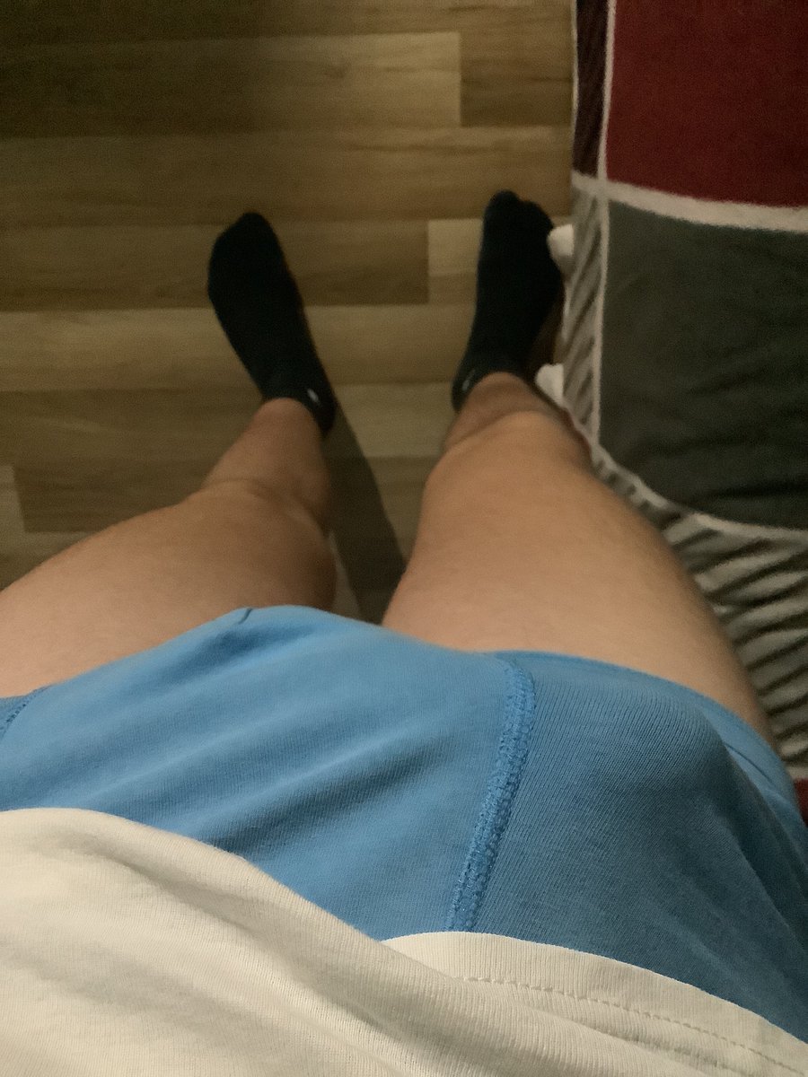 daddy_jacobxx's tweet photo. Girls, looking for some action tonight, plz snap daddyjacobxx #hot #nudes #welshboy #bwc #horny https://t.co/MLYZ7c7u91