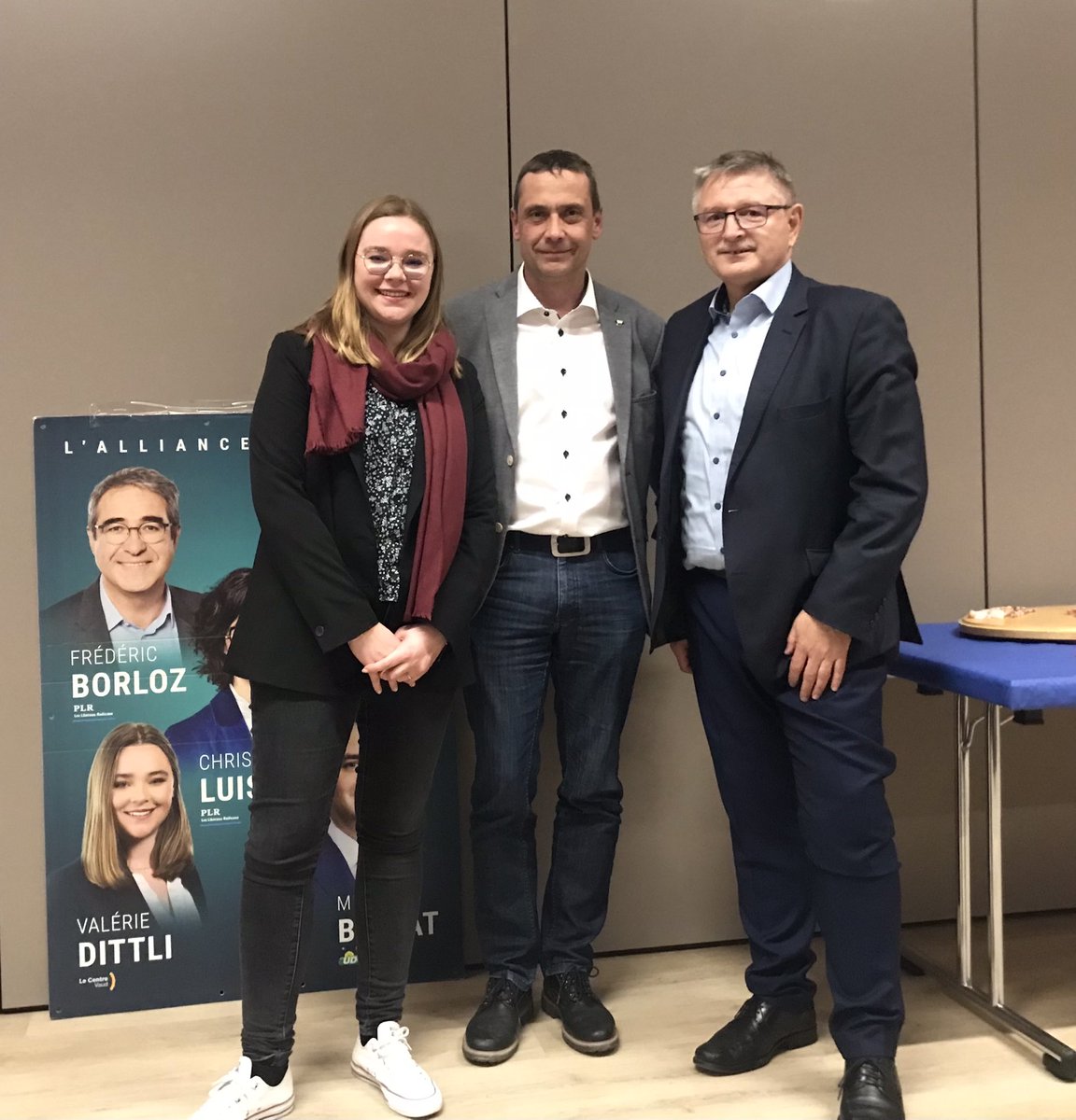 S_i_m_s_'s tweet photo. Dans le cadre du repas de soutien de @LeCentreVaud, section Jura Nord vaudois, et au titre de Président du Conseil Général, réception à #Rances de :
- @VDittli candidate de l’#alliancevaudoise
- @charlesjuillard Conseiller aux États jurassien et véritable « Homme d’état » https://t.co/w94PA6gNsM