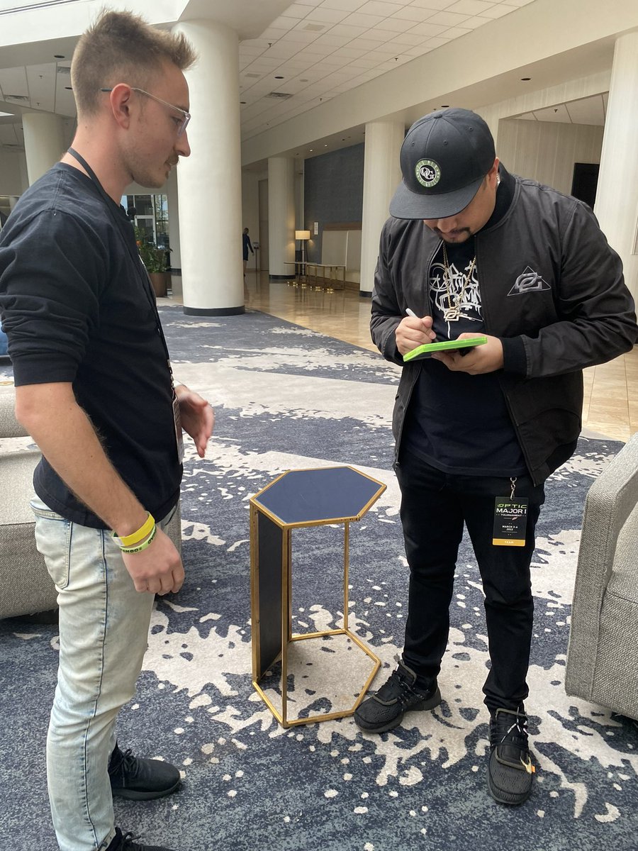 MilesGernertt's tweet photo. Biggest shoutout to @H3CZ @PaigeJReed and @nametheischris for the 1 on 1 for the #BrickByBrick Podcast. Appreciate it more than you know! https://t.co/TZ4xlpRi1T