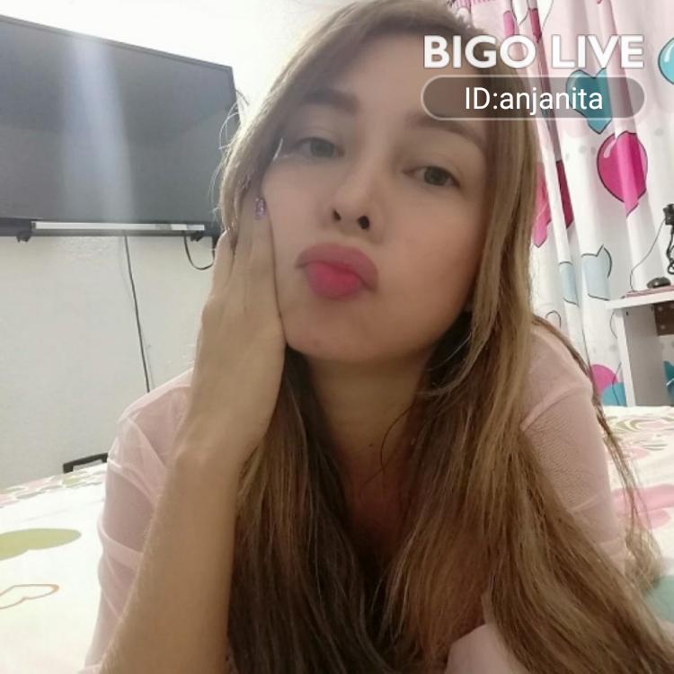 Anhanafitmodel's tweet photo. ¡Ven a ver a ⎉Anjana✨💖💪🏋️⭐ en directo en #BIGOLIVE y haz nuevos amigos!  https://t.co/JyERYXdaRm https://t.co/TsZtSEGr1d