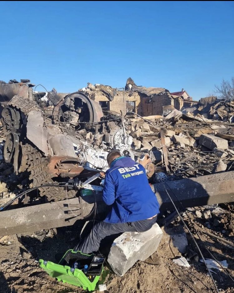 🇺🇦Savaş şartlarında fiber optik kablo onarımı #ukraine #fiberoptic