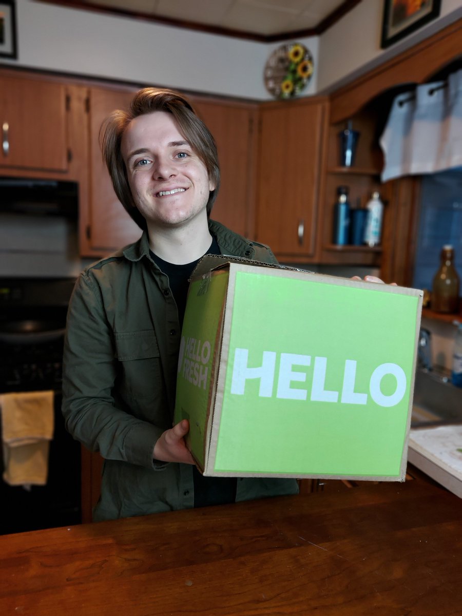 KaninGames's tweet photo. Tonight we cook!

Super excited to do our first ever cooking stream thanks to our sponsor 
@HelloFresh
! 

Use code POGSE2128 for up to 16 FREE MEALS + 3 surprise gifts across 6 HelloFresh boxes, plus free shipping! Link below!
#Sponsored https://t.co/Ea4niZNLFu