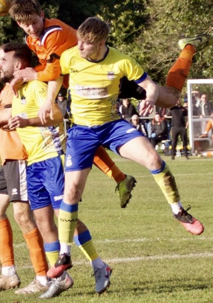 ExmouthTown_FC's tweet photo. 🇺🇦 Towns M O M @DanCullen10 scored the 1st goal and was solid in defence as Town kept their 3rd consecutive clean sheet. 💙💛 https://t.co/v4CpNV73vg