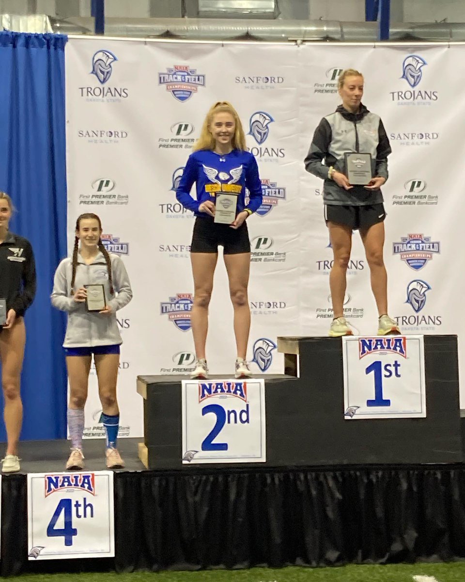 🚨 RUNNER-UP FINISH 🚨

Bree Alderton earned a second place finish in the 3000m run at the NAIA Indoor Track &amp; Field Championship! 

She broke her own record for the highest place at nationals for any Brescia XC/TF athlete.

Congrats, Bree!