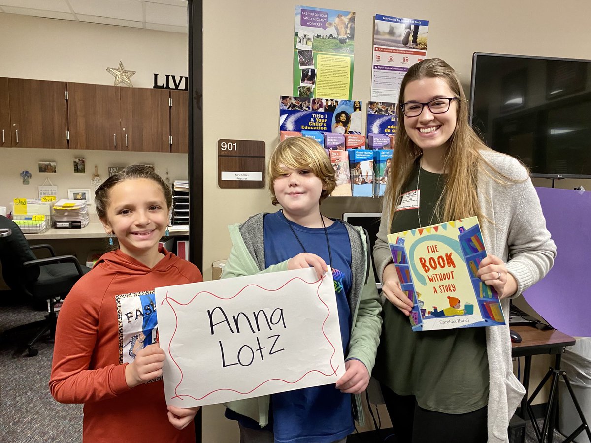 ImAllBooked's tweet photo. Thank you ⁦@annabbowskers⁩ from ⁦@impactnews⁩ for reading to our ⁦@TISDDPES⁩ 4th graders for #TomballReads22. They loved it! #destinationexcellence ⁦@LissaCaudill⁩ ⁦@staceyrace2⁩ https://t.co/QHgaxyLcUa