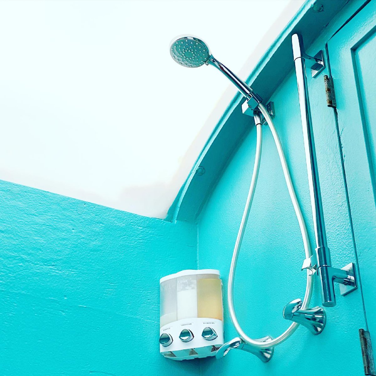 Hands On tweet media