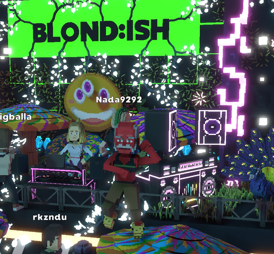 FieldsSanjeev's tweet photo. @TheSandboxGame @blond_ish I just participated in the daily #SandboxAlphaS2Contest for a chance to earn up to 1,000 $SAND! Day 2 - Dance with Blond:ish. Check out my screenshot below! 👇 #SandboxAlphaS2 https://t.co/rNW2KF8jBP