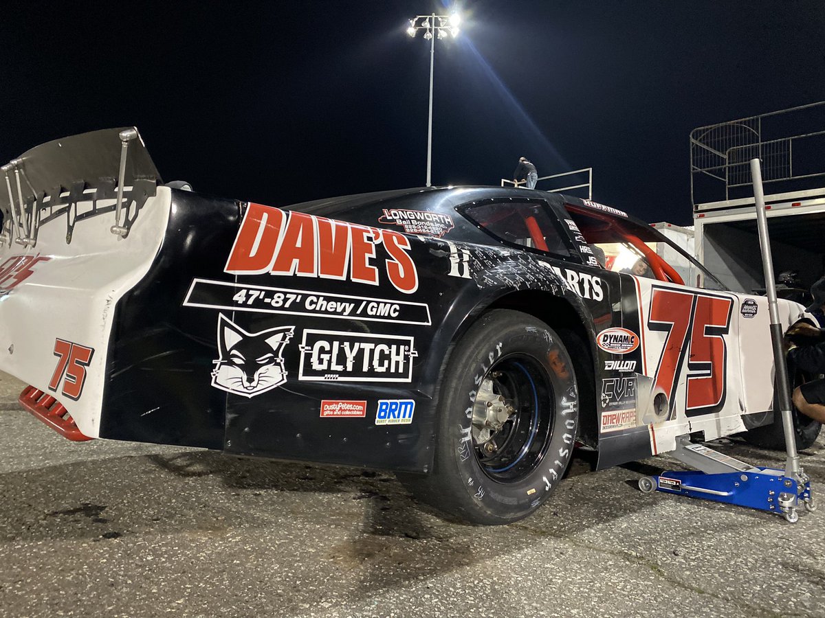 LandonHuffman's tweet photo. P21 to P9 LOTS OF STRIPES in the final 40 lap Twin here at @hickoryspeedway 

Wrecked on a restart race one. Broke LF tie rod end and bump rod. Fixed and came back for a top 10. Struggled some but could have been much worse. 

Thank you to all of my partners! On to next week! https://t.co/kT6F4W1ZNV