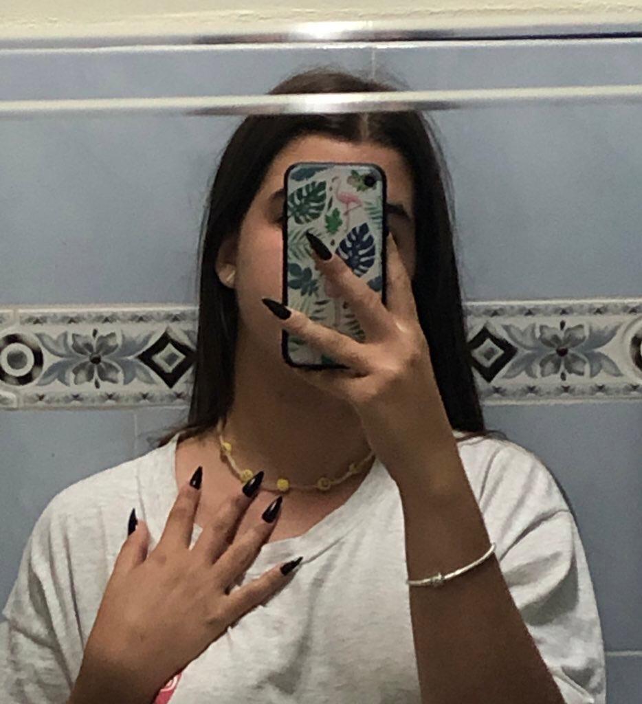 daniel_pieter04's tweet photo. Ah q no tenéis una novia más bonita q la mía 😌 https://t.co/oIJexZ8u3Q