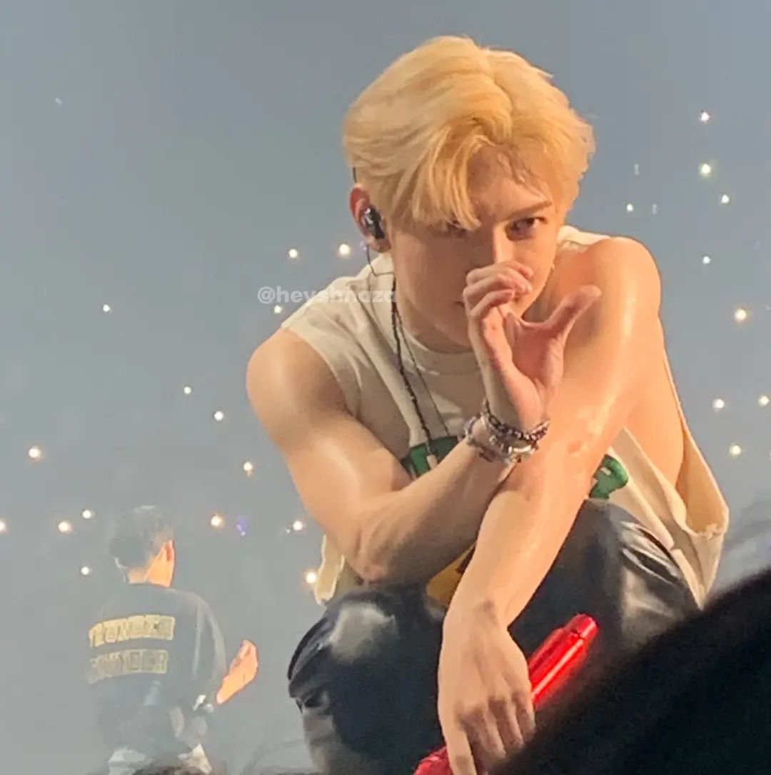 yunhoshabit's tweet image. todos estamos que acuerdo que el color de pelo natural de yeosang es el rubio

#ateezprecious #ateezdiamond #ateezdesire #ATEEZ #에이티즈 
@ATEEZofficial