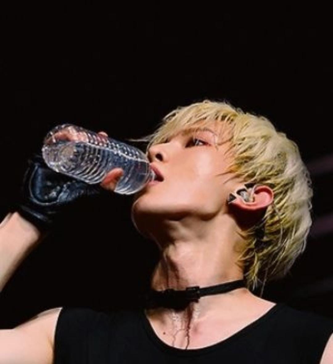 yunhoshabit's tweet image. todos estamos que acuerdo que el color de pelo natural de yeosang es el rubio

#ateezprecious #ateezdiamond #ateezdesire #ATEEZ #에이티즈 
@ATEEZofficial