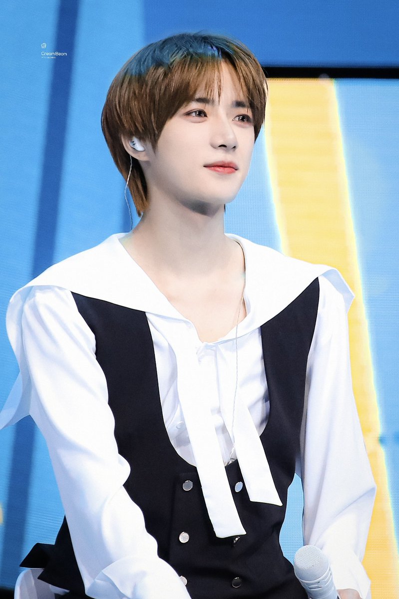 CreamBeom313's tweet photo. 220305 🧁🧸

#범규   #BEOMGYU  
#TXT_BEOMGYU  #TXT_범규 
#TOMORROW_X_TOGETHER         
#TXT https://t.co/fE6DiXnPt0