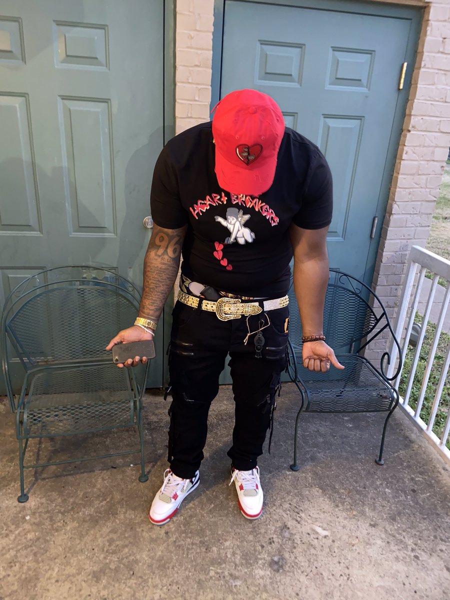 leeotis33's tweet photo. Real niggas get sad too 😅🖤 https://t.co/mYNbwNeUNj
