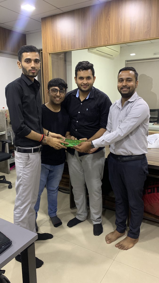 dechcept's tweet photo. We congratulate our team members for their outstanding presentations on learning day.

#digitalagency #teamcelebrations #team #presentations #learnings #branding #marketing #agencylife #teamwork #Dechcept https://t.co/ddA0EJ3gMB