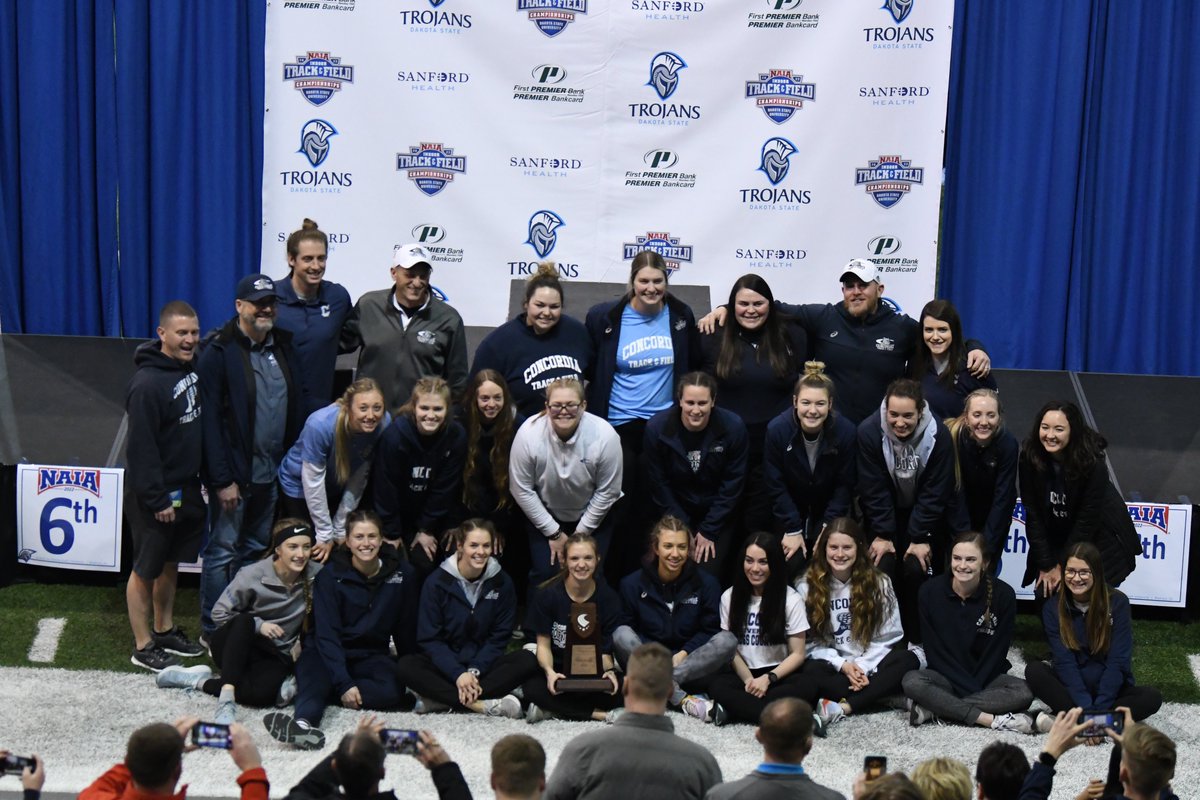 cunebulldogs's tweet photo. Another trophy finish! The @cunetfxc women's program has placed in the top four of each of the past three indoor national championship meets. 🏆 https://t.co/9YNlpk5VC6