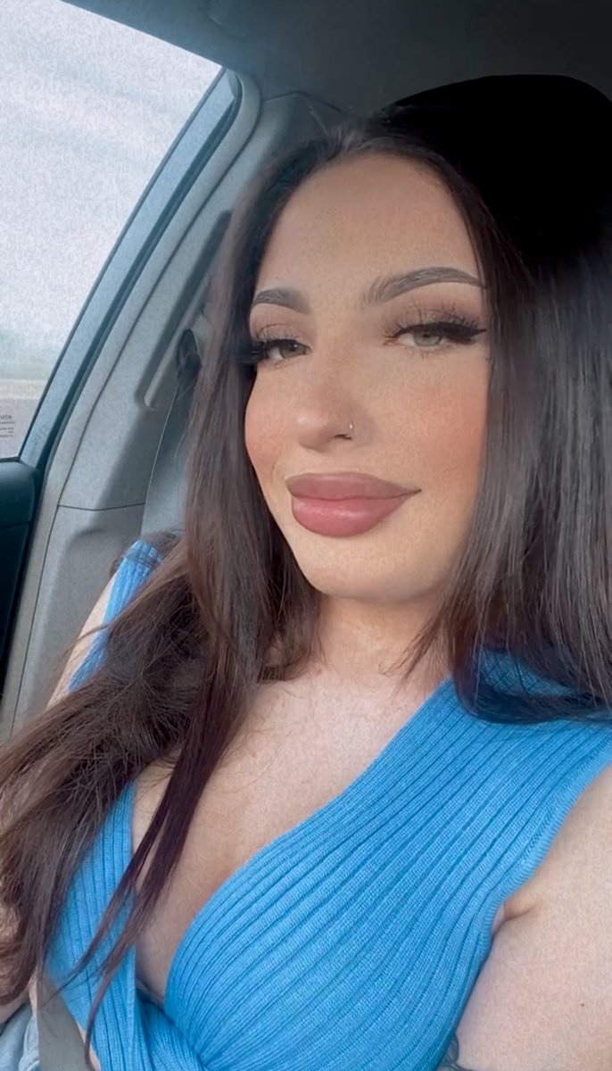 Enjoy these screenshots from a video 💙