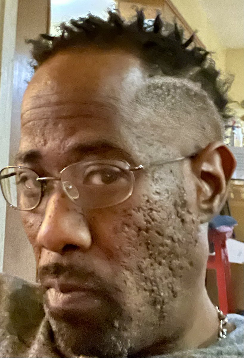 Jason_Got_Jokes's tweet photo. New cut, who dis? #Frohawk #YOLO https://t.co/lLFUni5RKP