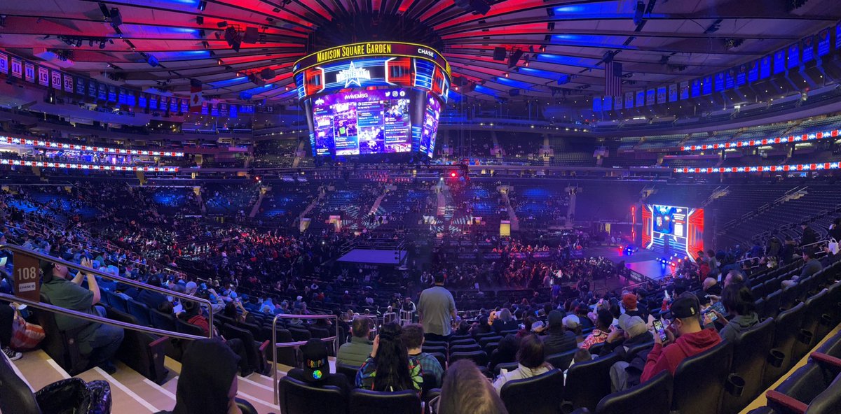 MrMetzMath's tweet photo. Can’t believe I’m here. It’s always been a dream to see a #WWEMSG dhow and now I’m finally able to do it. https://t.co/7Aes9Xjdwf