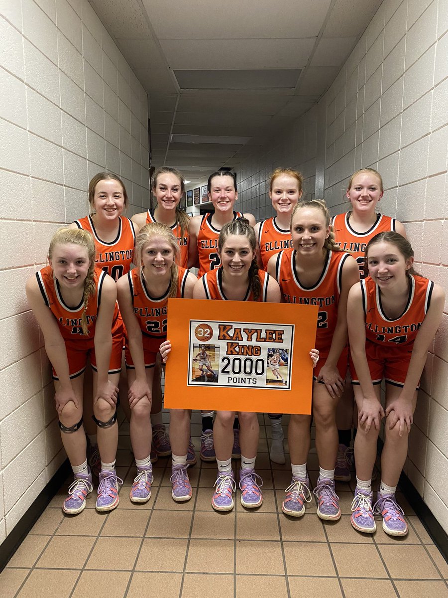 In the Lady Whippets quarterfinal win today over New Haven, Junior Kaylee King reached a pretty awesome personal milestone! 

CONGRATULATIONS for scoring 2000 career points <a href="/kayleeking32/">Kaylee King</a>!!

<a href="/missouri_sports/">Missouri Sports Network</a> <a href="/PGHMissouri/">Prep Girls Hoops Missouri</a> <a href="/semoball/">semoball.com</a> <a href="/jmoore031/">Big 3 Athletics</a>