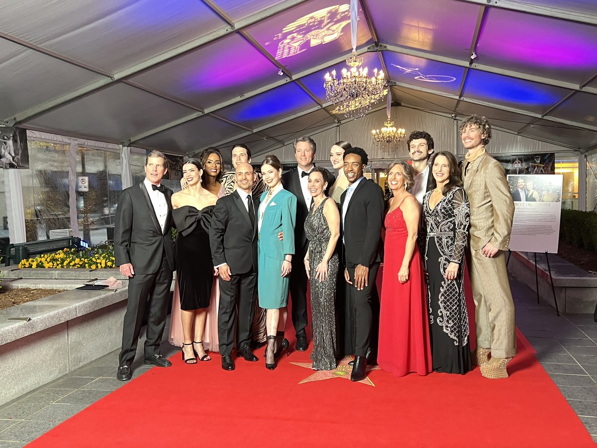 CLTballet's tweet image. It’s time for our Dancing With The Stars of Charlotte Gala ✨ This year, our Star Pairs are dancing to benefit @discoveryplace @novanthealthfdn @thef3foundation @GiveAtrium @NMTRC @AutismStrongFdn @AtriumHealth