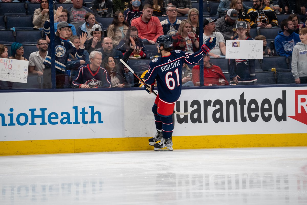 BlueJacketsNHL's tweet photo. Columbus 🤝 Hockey 

#CBJ61 https://t.co/7jDIGSkYMF