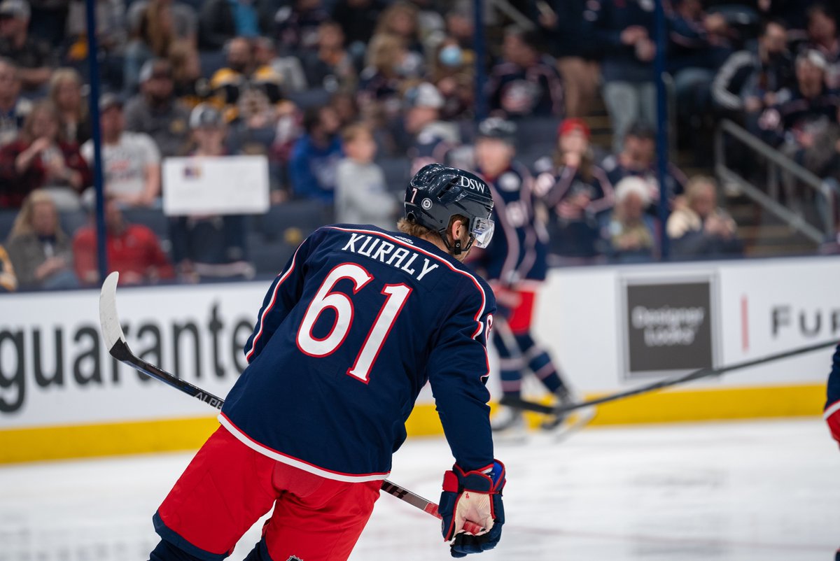 BlueJacketsNHL's tweet photo. Columbus 🤝 Hockey 

#CBJ61 https://t.co/7jDIGSkYMF