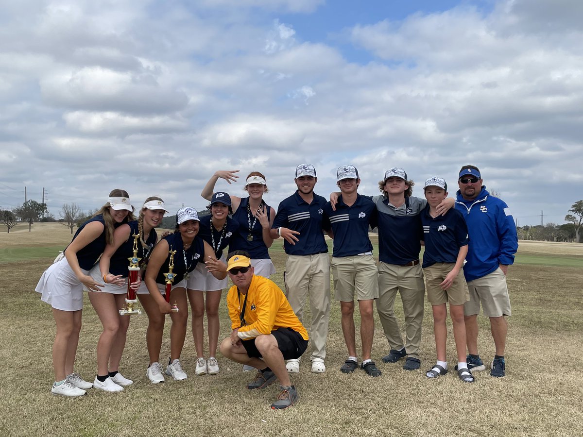 Clemensgolf's tweet photo. A fun 2 days of golf at the Buckhorn. The boys finished 4th and Varsity girls win. These kids play hard, have fun, and are a joy to coach. https://t.co/7H5dxDNyQs
