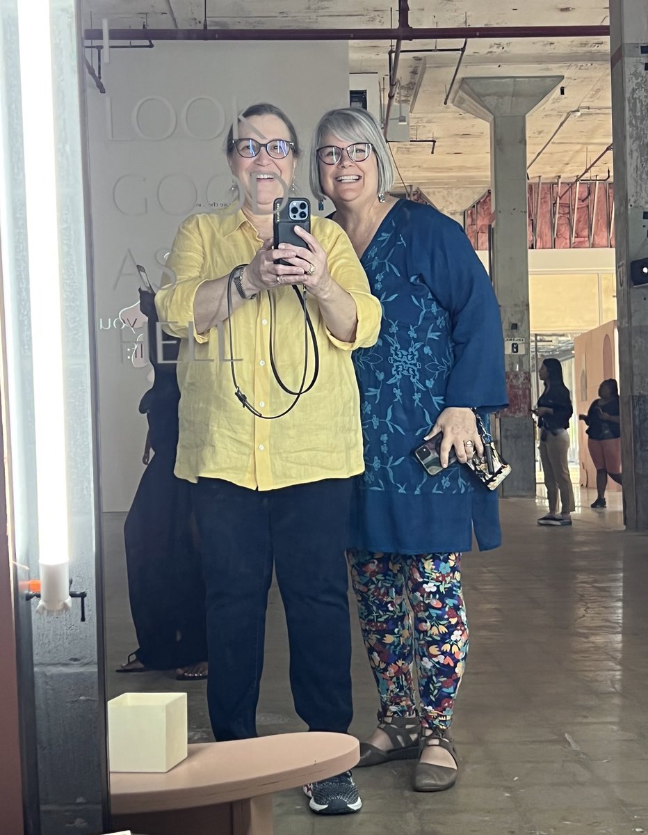 gottasectech's tweet photo. @MrNunesteach Hanging w/ friends exploring new places in #Htown #posthtx https://t.co/DOFIgxSeA6