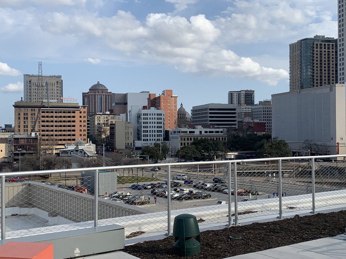gottasectech's tweet photo. @MrNunesteach Hanging w/ friends exploring new places in #Htown #posthtx https://t.co/DOFIgxSeA6