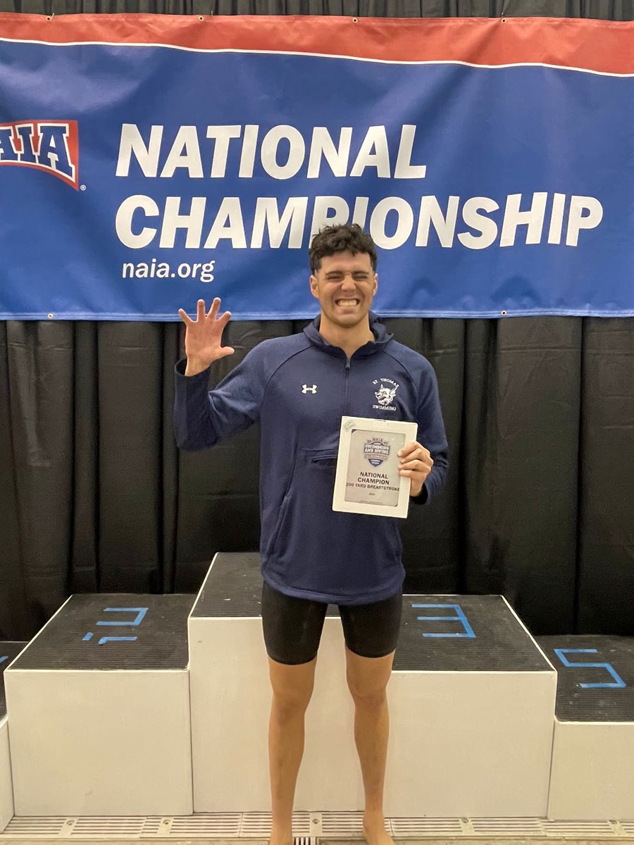 STU_Athletics's tweet photo. 🚨 BREAKING NEWS 🚨

Inigo Marina becomes the first National Champion in school history!

.@STU_Swimming’s freshmen from Malaga, Spain takes home the gold in the Men’s 200-yard Breast!

#STULimitless // #GoBobcats https://t.co/23A4aOJ1ve