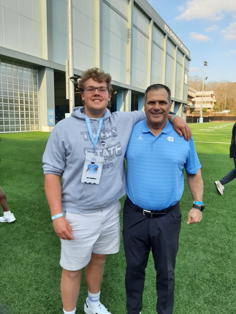 GusG2004's tweet photo. Thank you @UNCFootball for showing me some love on Junior Day!! Hard Work Pays Off!! @CoachMackBrown @CoachBicknell @CoachTommyAtha @dratledge81 @NwGaFootball @Mansell247 @RecruitGeorgia @PrepRedzoneGA https://t.co/rKhHMoiLwh