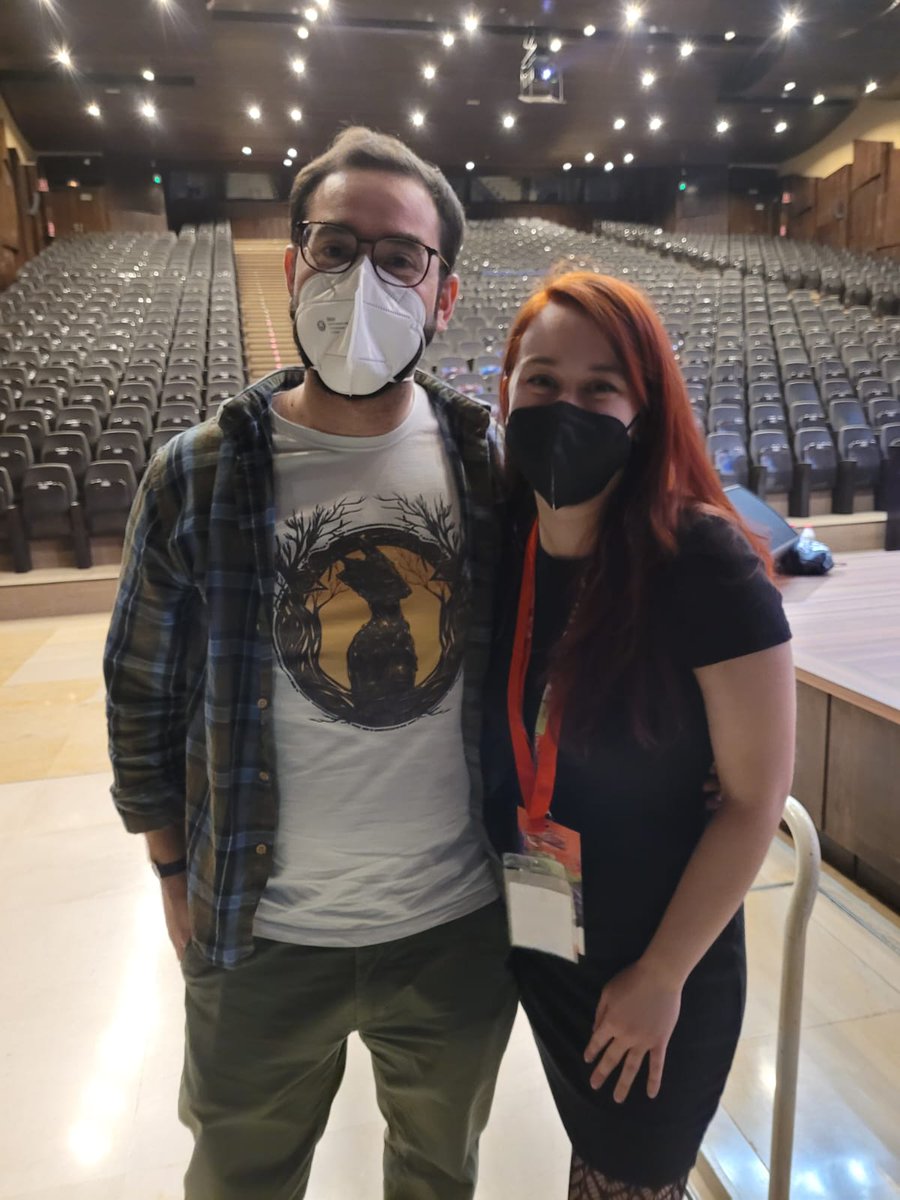 JoseDoarute's tweet photo. Gracias @Elesky25 por compartir la magia que llevas dentro con nosotros hoy en Málaga. Ha sido maravilloso poder disfrutar de tu talento, tu trabajo y tu simpatía. Gracias, gracias y mil gracias! https://t.co/7jWJiUyOt4