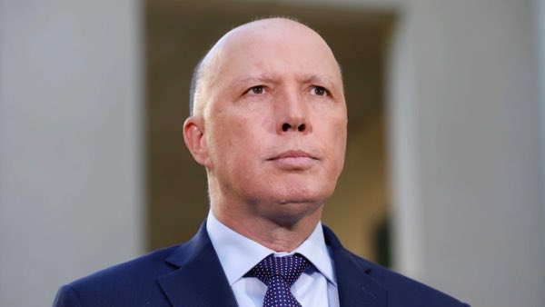 visegrad24's tweet photo. Australia’s Defence Minister Peter Dutton says the missiles and ammunition supplied by Australia have now arrived in Ukraine. 

"Our desire is to see Ukraine exact a very significant cost on the Russians, both in terms of their reputation and their so-called military might”. https://t.co/WaGPOSUnhw