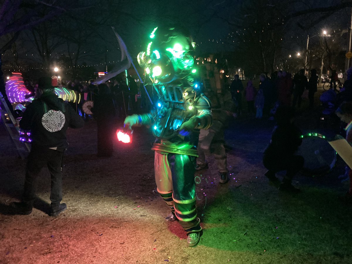 WBNApvd's tweet photo. Thanks to everyone who joined us for making West End Lights such a beautiful night of celebration and community! We ❤️ our neighbors! #westendlightspvd #wbnapvd #hausofcodec https://t.co/Uk8XSlnfWd