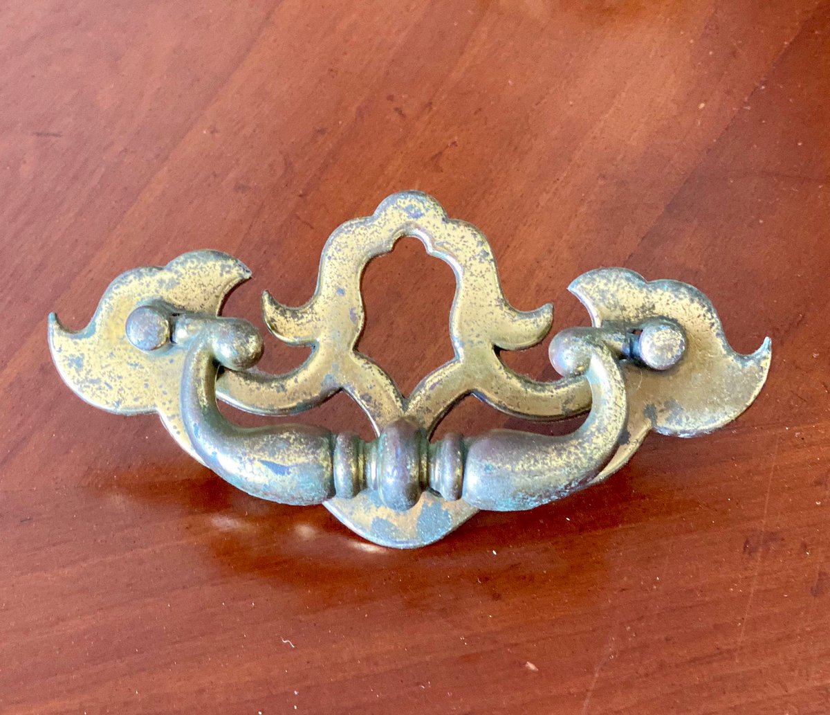 VSeagrape's tweet image. Drawer Pulls, Vintage Brass Hardware Drawer Pulls Handles, 3'' Center Hardware, Vintage Hardware, Vintage Drawer Pulls, Metal Handles, USA #VintageKnobs #VintagePulls