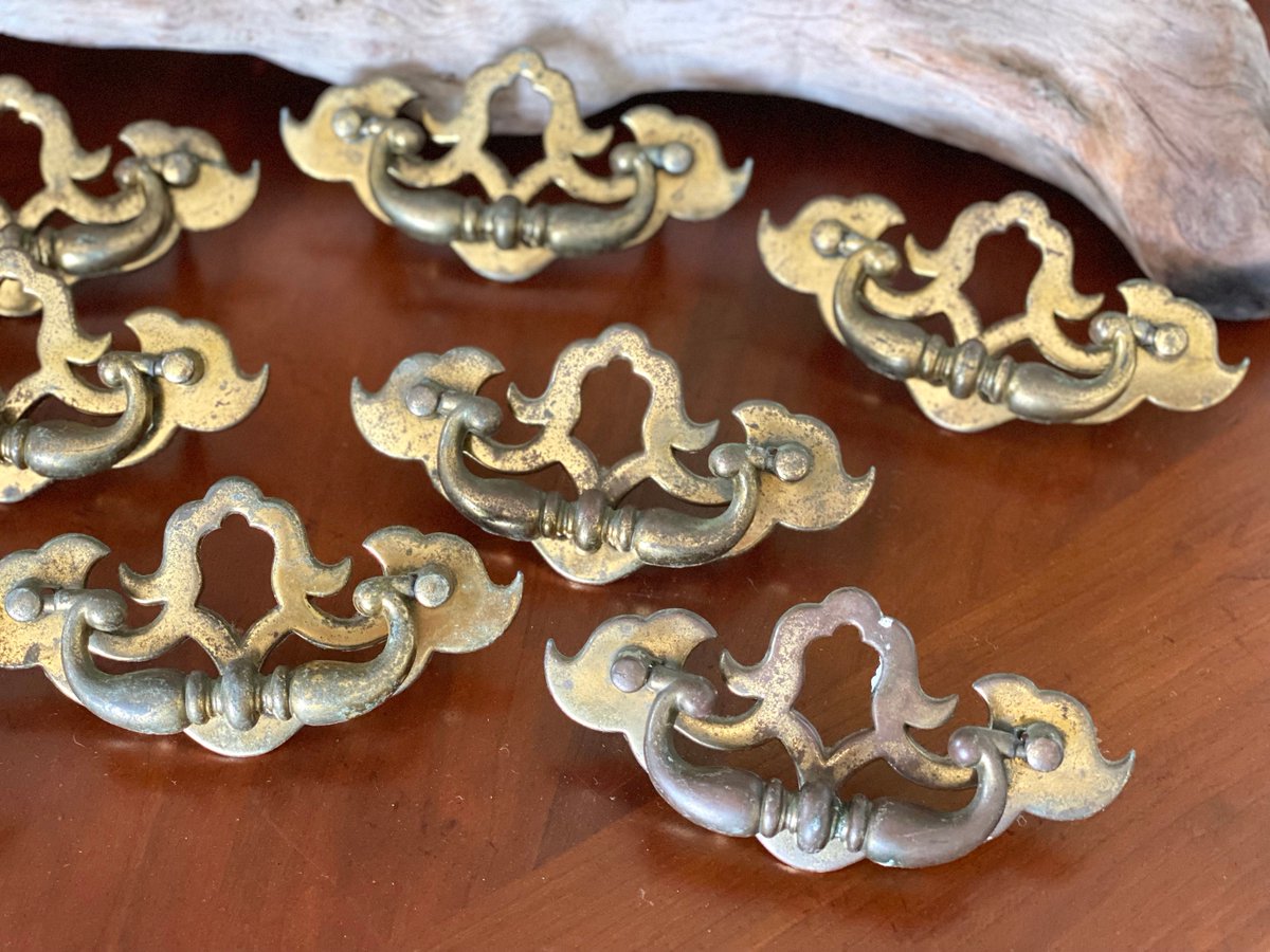 VSeagrape's tweet image. Drawer Pulls, Vintage Brass Hardware Drawer Pulls Handles, 3'' Center Hardware, Vintage Hardware, Vintage Drawer Pulls, Metal Handles, USA #VintageKnobs #VintagePulls